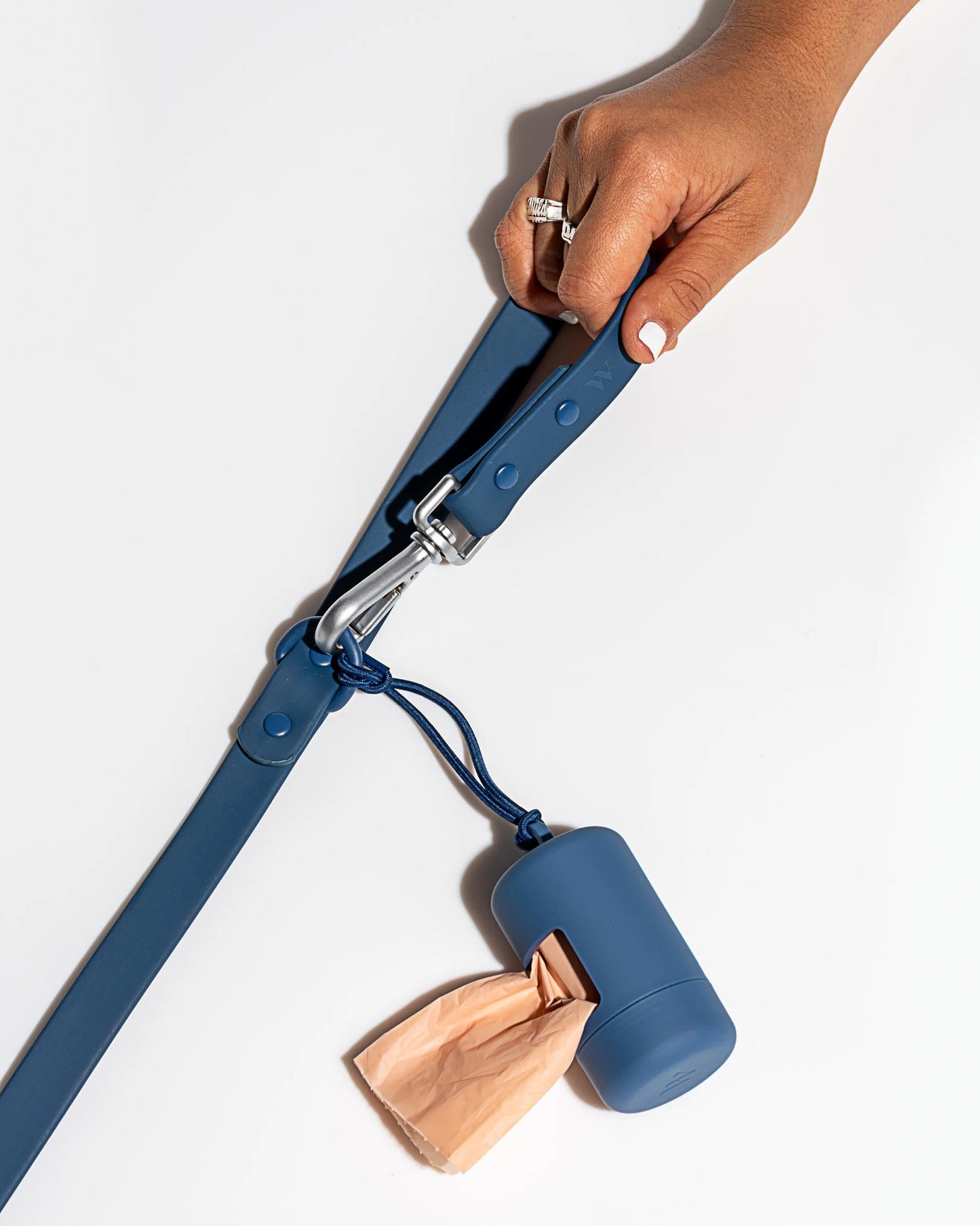 WILD ONE POOP BAG CARRIER-NAVY