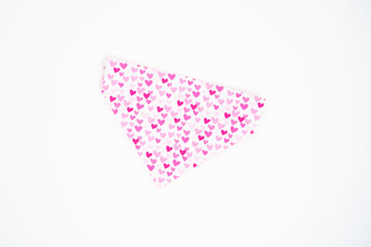 ¨DARLING¨ FUCHSIA PINK HEART SLIDE-ON BANDANA